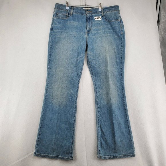 Levi 515 Jeans Women’s Boot Cut Embroidered on rear pockets Blue Size 14 Short - Picture 12 of 12